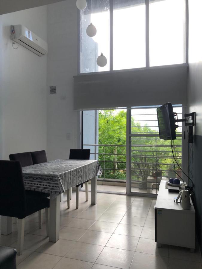 El Depto Tipo Duplex Pleno Centro Incluye Cochera Consultar Servicio De Parking Lejlighed Monte Grande Eksteriør billede