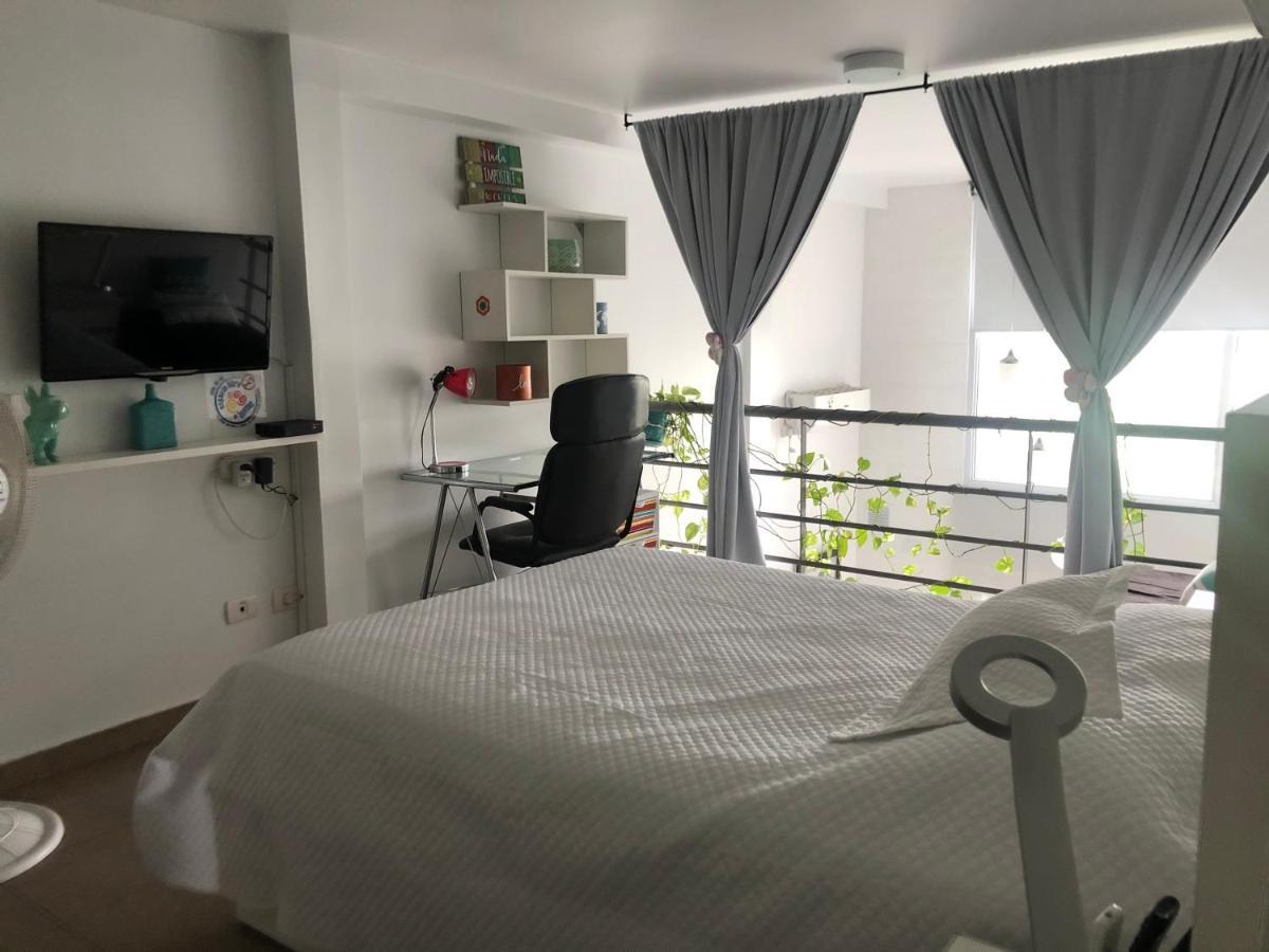 El Depto Tipo Duplex Pleno Centro Incluye Cochera Consultar Servicio De Parking Lejlighed Monte Grande Eksteriør billede
